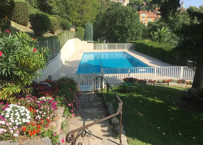 Clim Jardin Et Parking Prive -Piscine Tennis Et Park Vue Mer